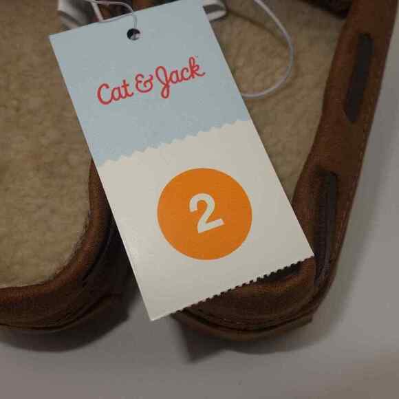 New Cat & Jack Boy’s Lionel Moccasin Hard Sole Slippers Dark Brown Size 2 - Picture 2 of 4